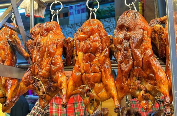 Vịt quay Vĩnh Phong món ăn người Hoa ở Chợ Lớn Vịt quay Vĩnh Phong món ăn người Hoa ở Chợ Lớn