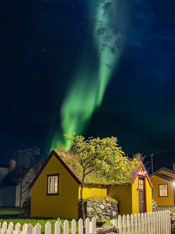 Siglufjörður là địa điểm ngắm cực quang ở Iceland