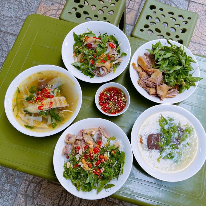 quán xáo vịt bánh mướt ở Vinh Nghệ An
