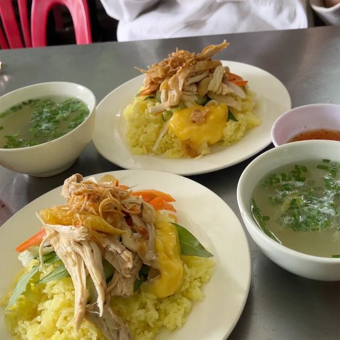 quán ăn local ở Nha Trang Gỏi cơm gà