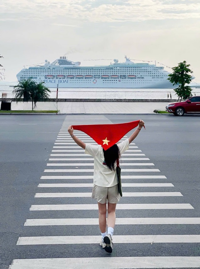 Cảng tàu khách quốc tế Hạ Long - điểm tham quan