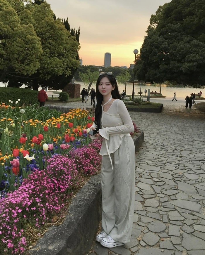 Thăm quan vườn kiểu Nhật là hoạt động không thể bỏ lỡ khi đến công viên Ohori