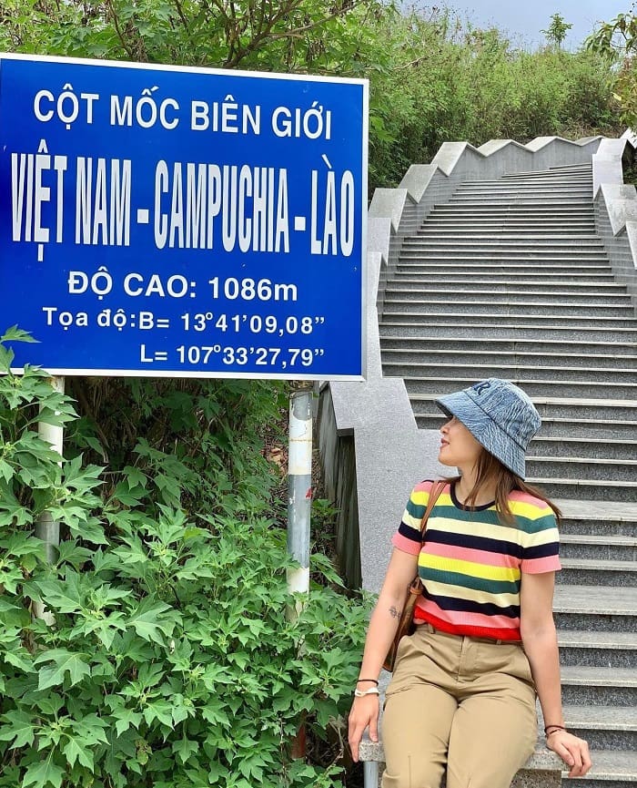 Khám phá cửa khẩu quốc tế Bờ Y