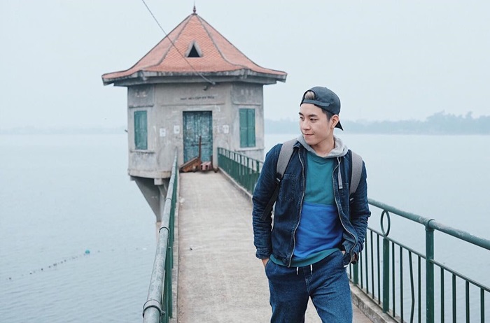 hồ Suối Hai Ba Vì - hải đăng