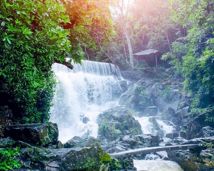 hồ Suối Hai Ba Vì - Khoang Xanh Suối Tiên