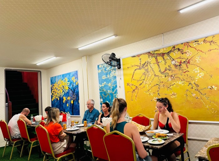 nhà hàng Ấn Độ tại Hà Nội - Grills & Curry Indian Restaurant