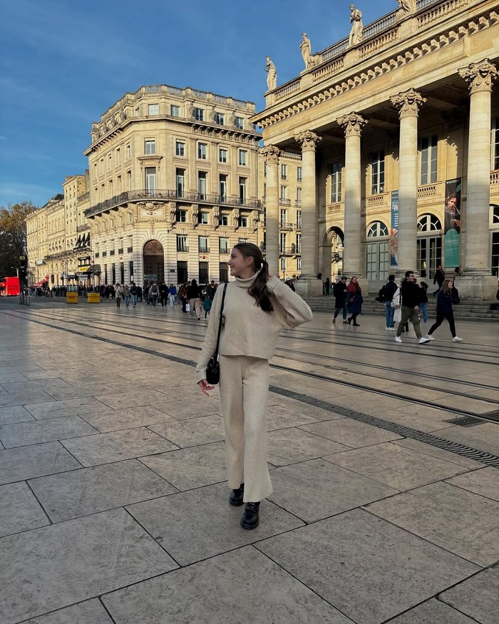 Check in nhà hát lớn Bordeaux Pháp