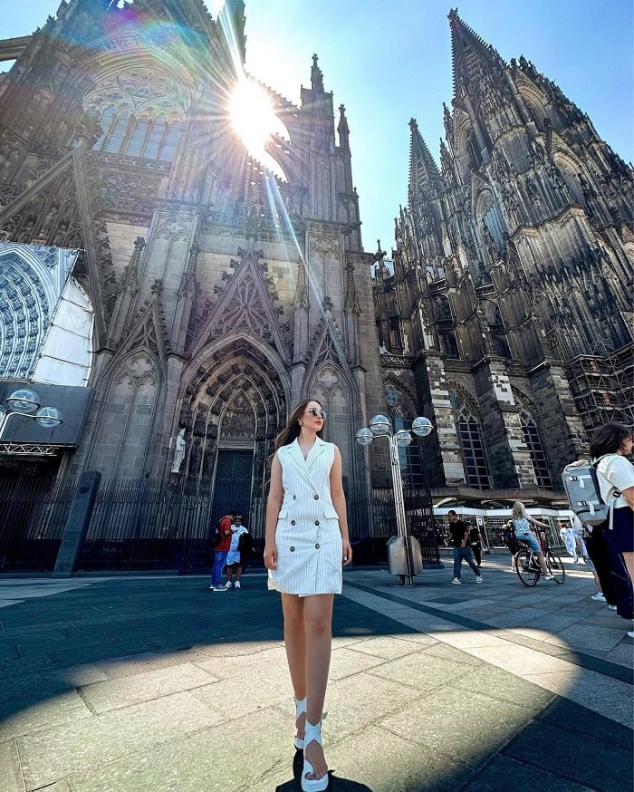 Check in nhà thờ lớn Dom Đức