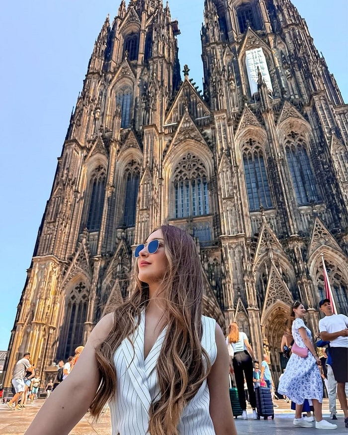 Check in nhà thờ lớn Dom Đức