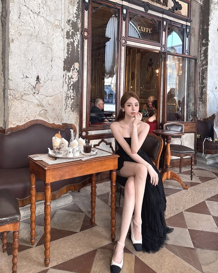 Caffè Florian là quán cà phê lâu đời nhất châu Âu ngồi vào là có ảnh đẹp