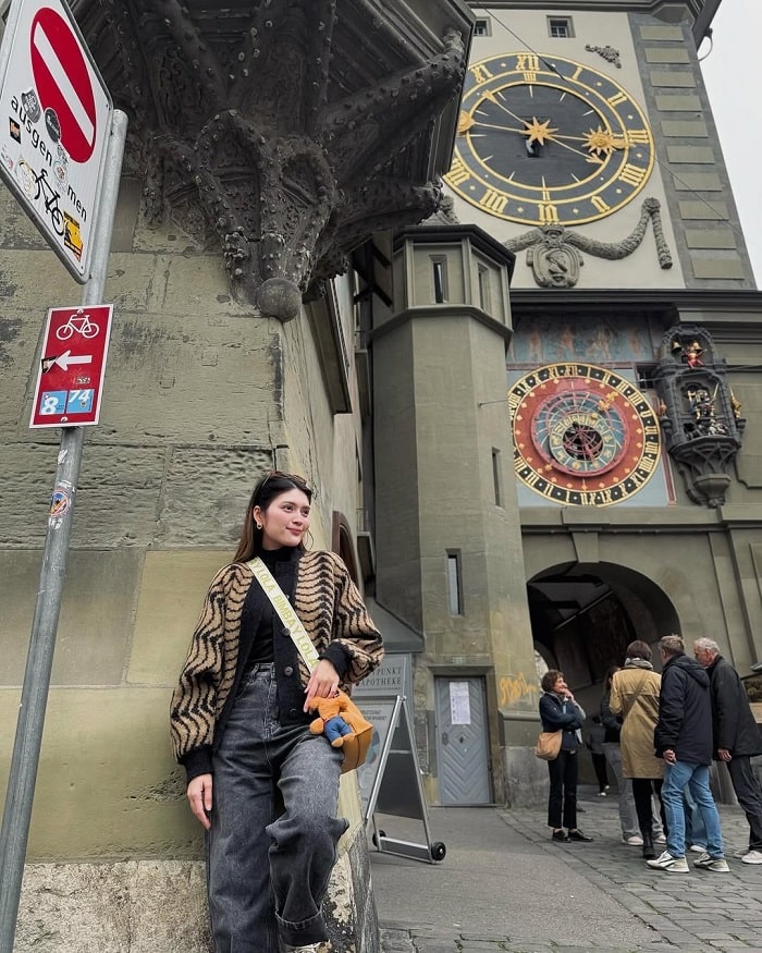 Đồng hồ thiên văn ở tháp Zytglogge Thuỵ Sĩ