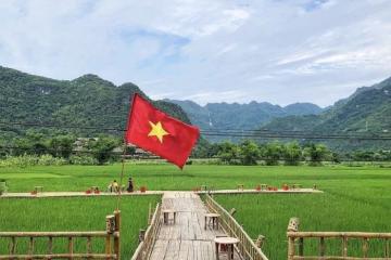 Những quán cà phê đẹp ở Mai Châu này có gì mà khách mê đến vậy? 