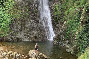 Vẻ đẹp ngoạn mục của thác Đại Mạo Sơn giữa lòng Hồng Kông