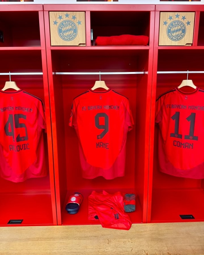 Săn tìm vật phẩm kỷ niệm độc quyền là hoạt động không thể bỏ lỡ tại sân vận động Allianz Arena