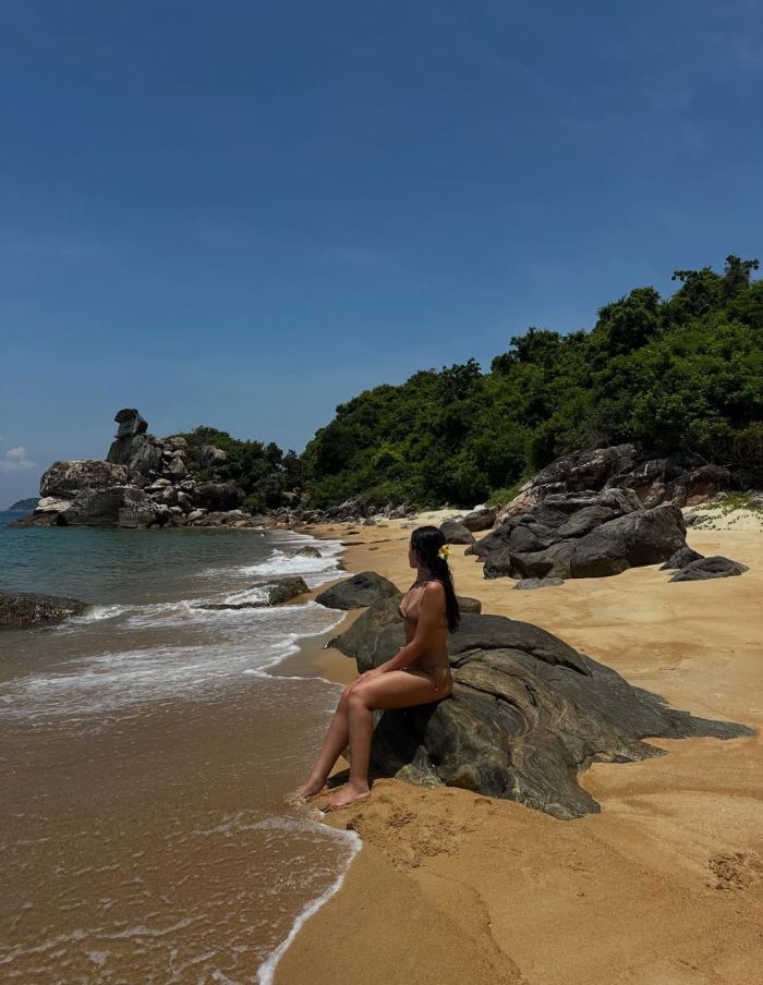 bãi biển ở Cù Lao Chàm Bãi Chồng bãi biển ở Cù Lao Chàm Bãi Chồng