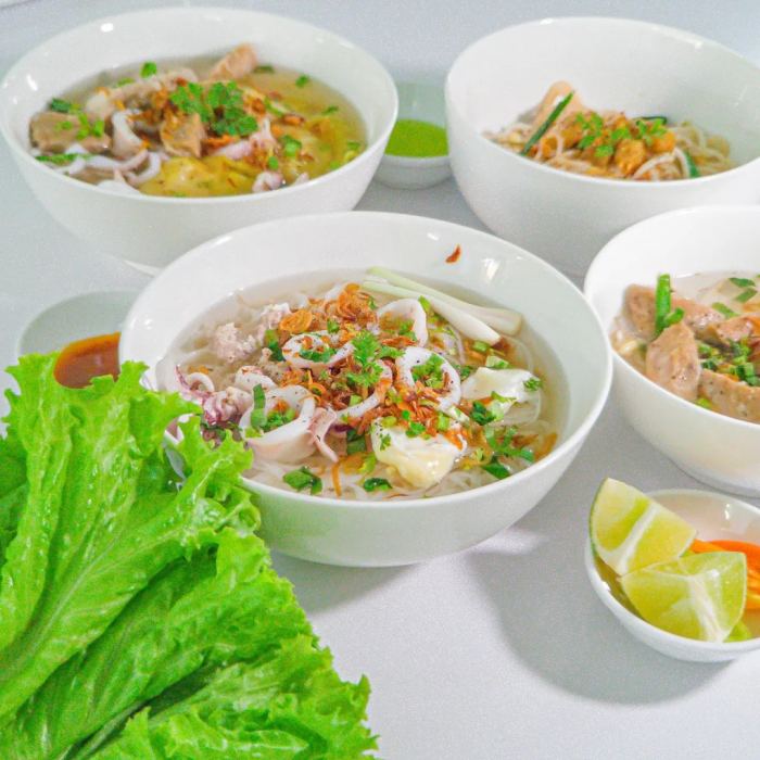 quán hủ tiếu ngon ở Đà Lạt hủ tiếu mực ông Diệm 