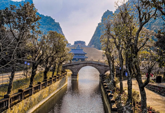 Thung Ui Ninh Bình - công trình văn hoá tâm linh