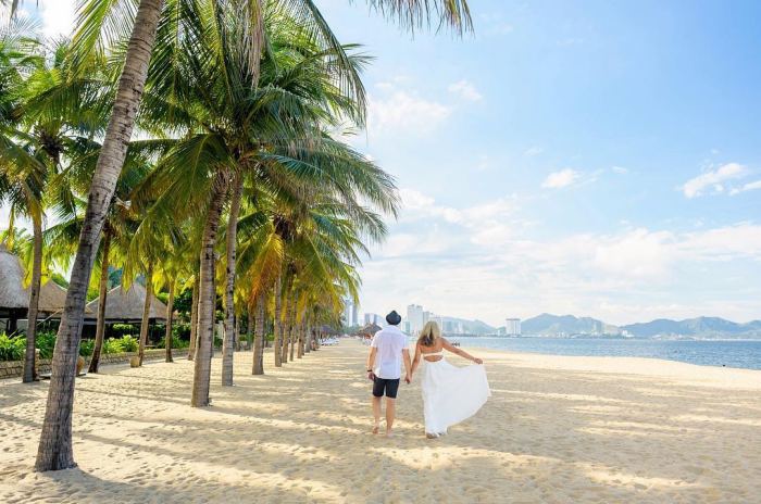 các biển đẹp nhất miền Trung Bãi biển Nha Trang