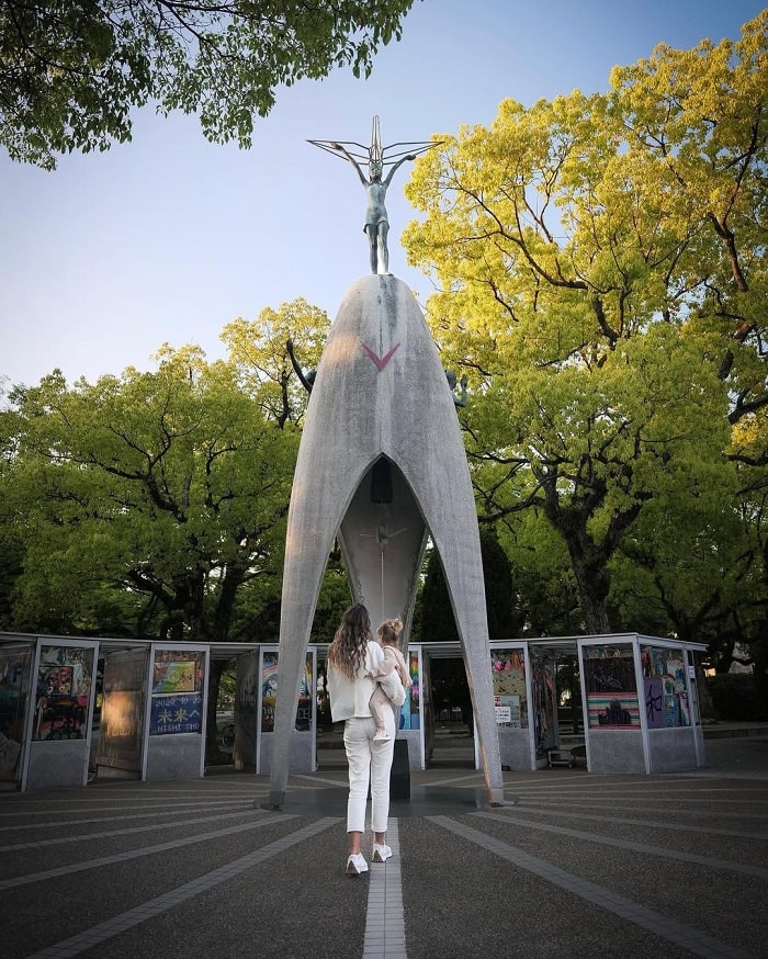 Check in bảo tàng Hiroshima Nhật Bản