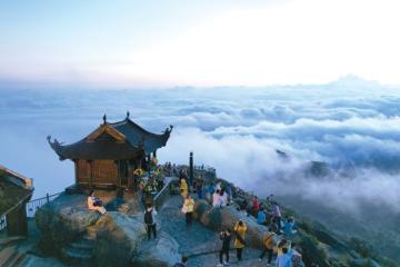 Kinh nghiệm du lịch Yên Tử - Vĩnh Nghiêm - Côn Sơn, Kiếp Bạc chi tiết nhất