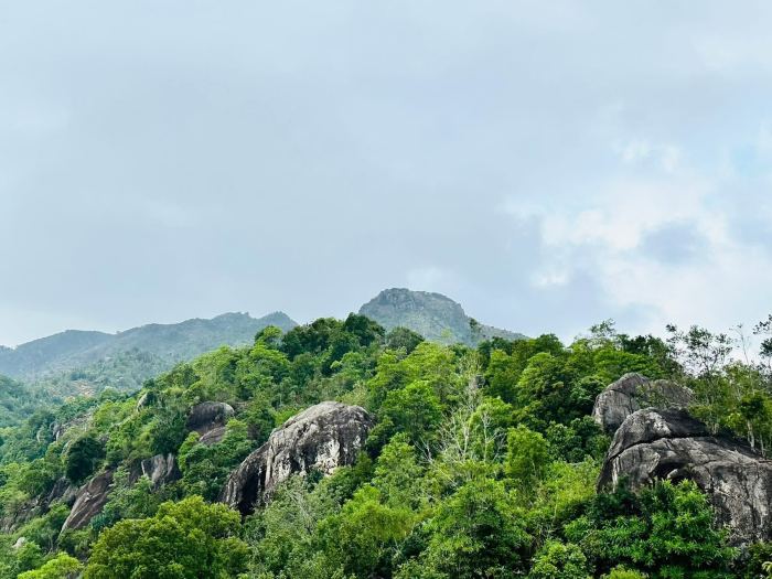 những ngọn núi đẹp nhất Nha Trang những ngọn núi đẹp nhất Nha Trang