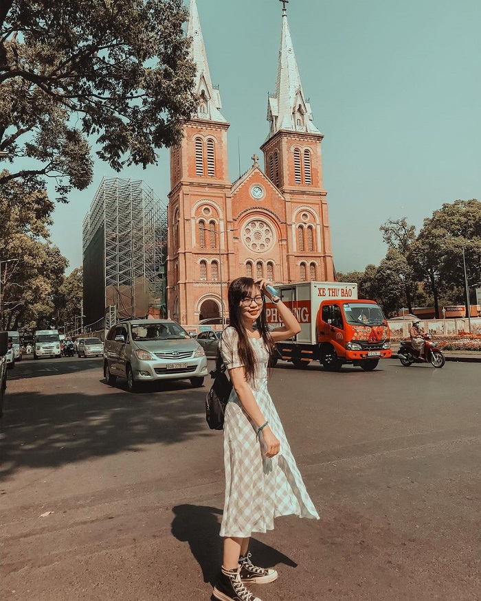 du lịch Sài Gòn 3 ngày 2 đêm - nhà thờ Đức Bà