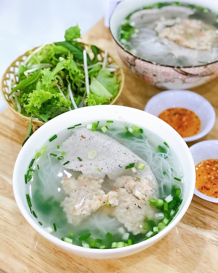 món ăn sáng ngon ở Phú Quốc bún quậy