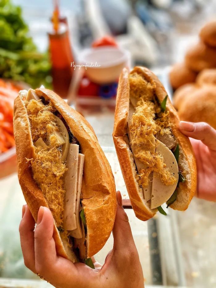 món ăn sáng ngon ở Phú Quốc bánh mì