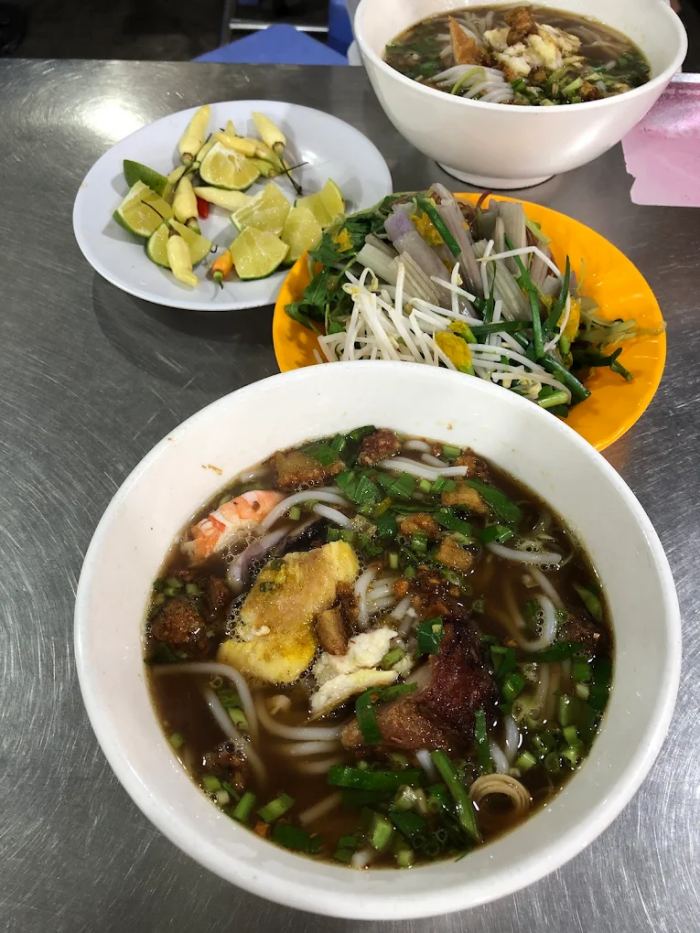 món ăn sáng ngon ở Phú Quốc bún mắm