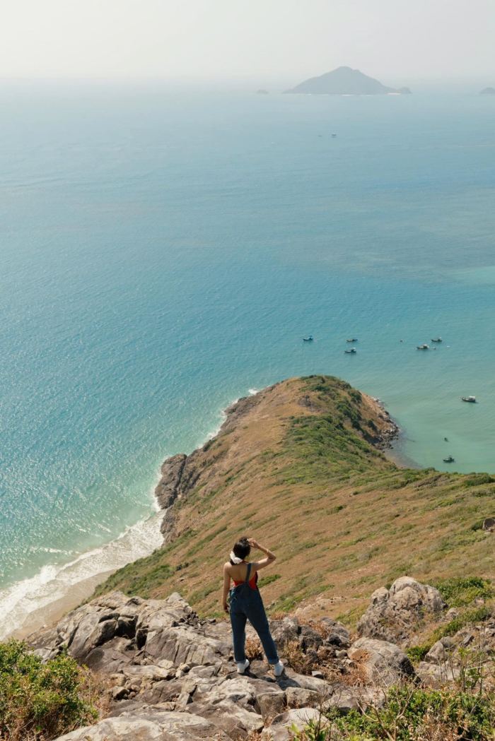 Leo núi Lò Vôi Côn Đảo 