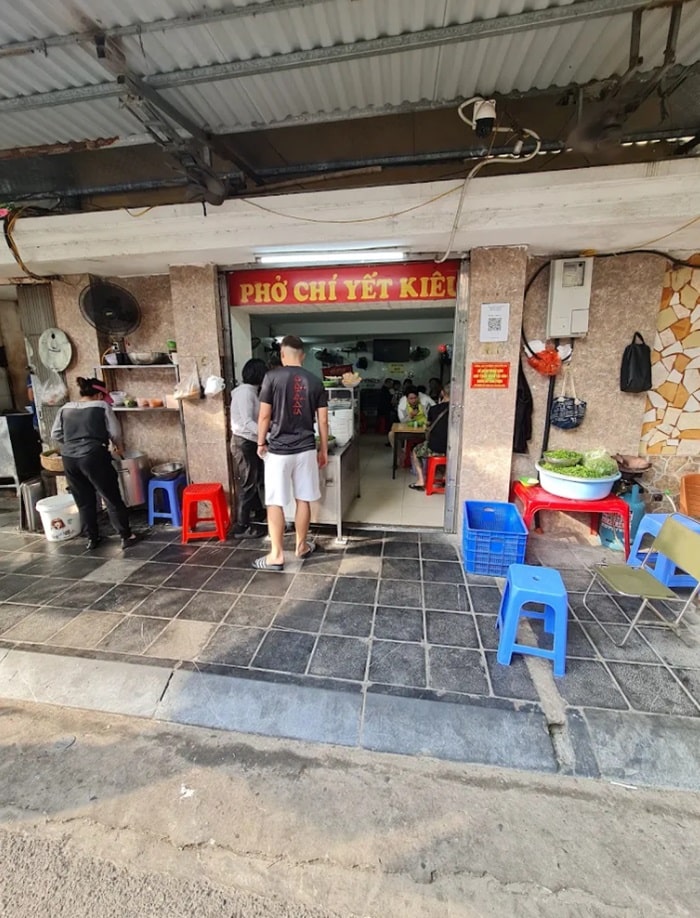quán ăn bình dân lâu đời ở Hà Nội - Phở Chí 98 Yết Kiêu