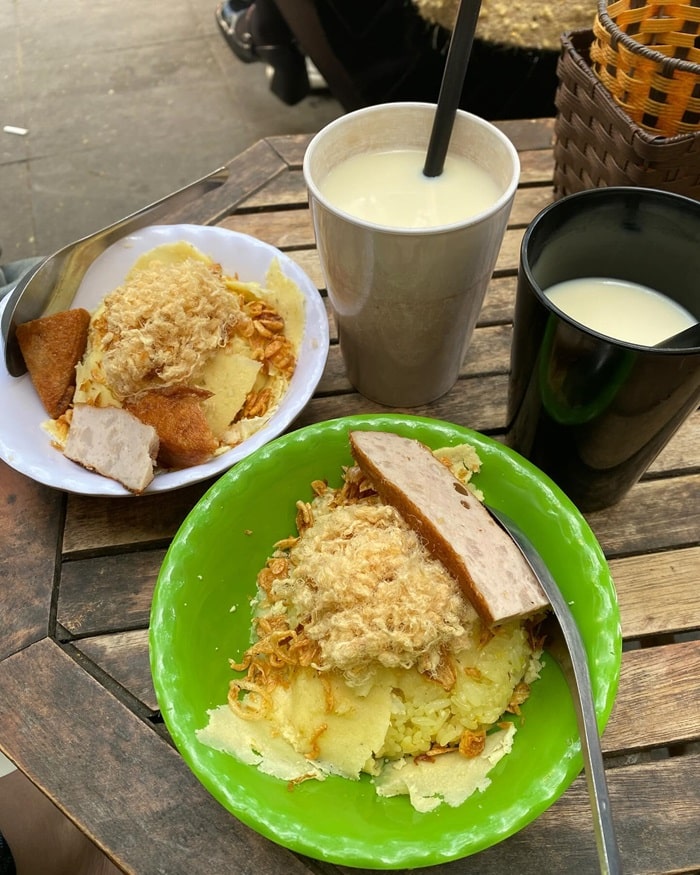 quán ăn bình dân lâu đời ở Hà Nội - Xôi cô Mây