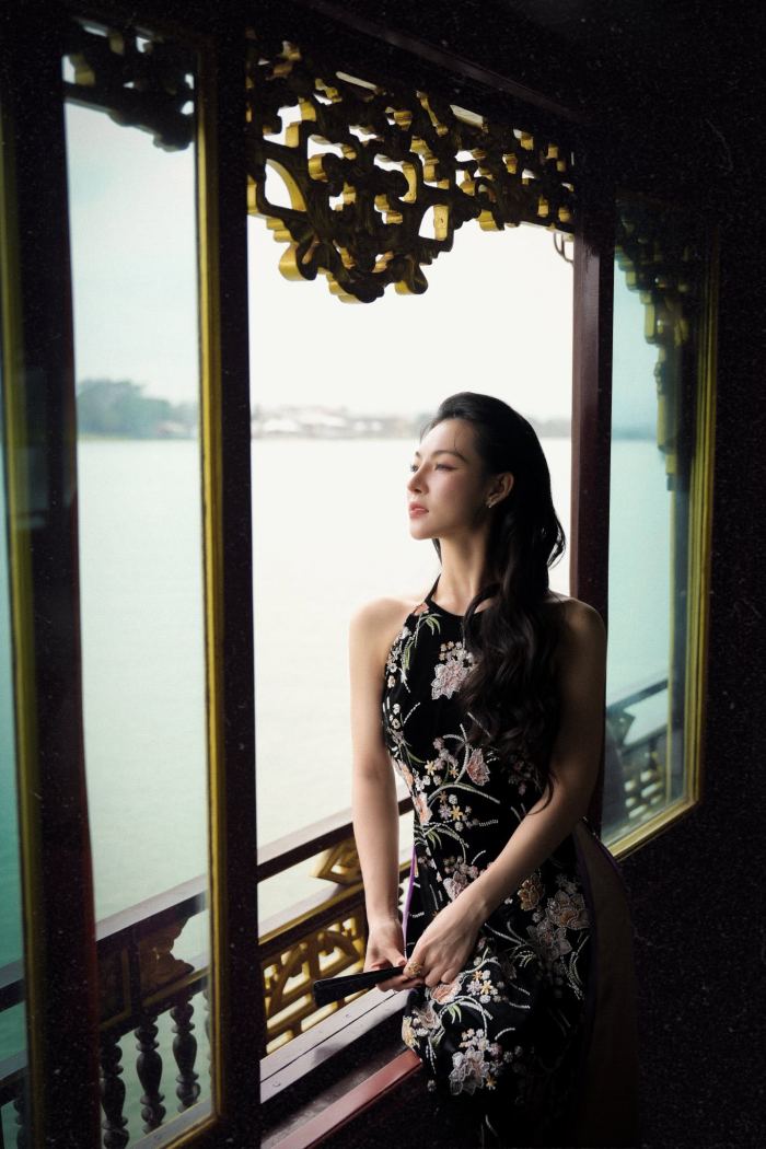 du thuyền nhà hàng ở Huế