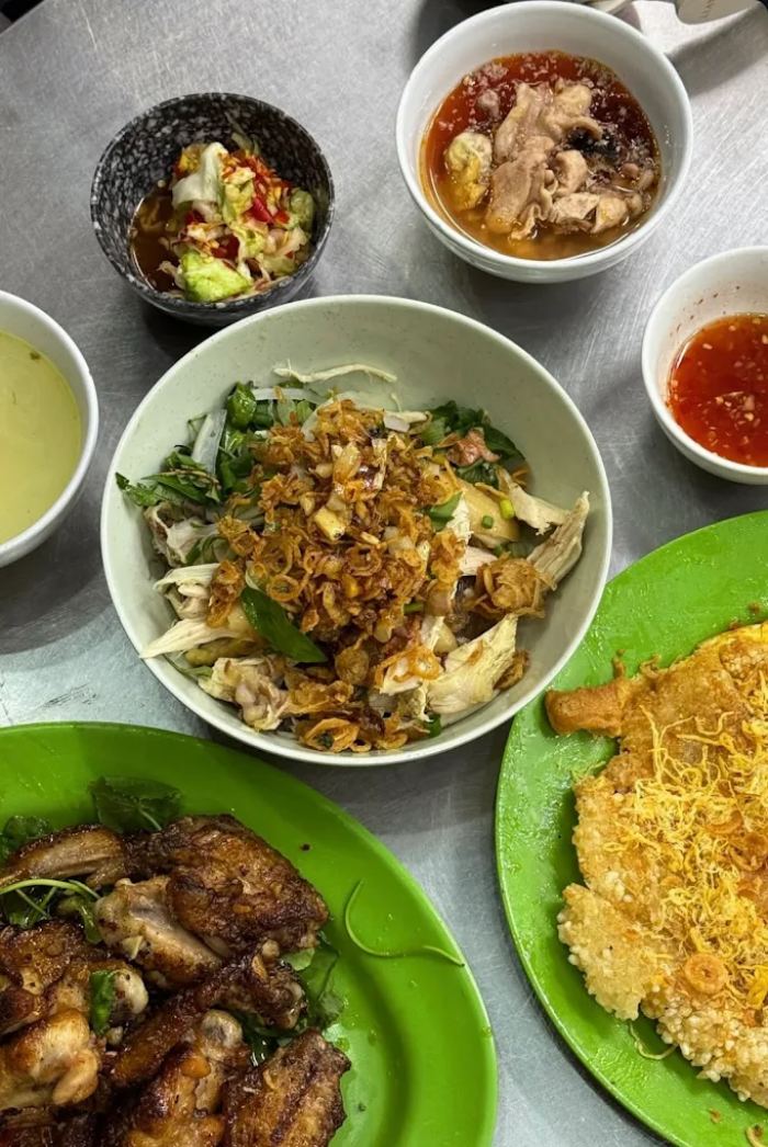 quán ăn khuya ở Đà Nẵng Tuấn Xôi Chiên