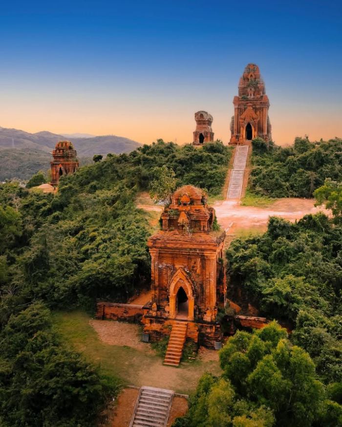 di tích tháp Chăm ở Gia Lai tháp bánh it