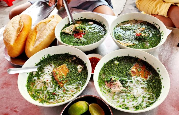 quán ăn ngon ở Ninh Hòa bánh canh vẠN gIÃ