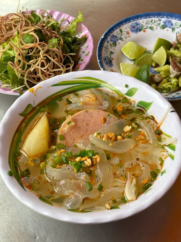 Bún sứa Ninh Thuận quán Cô Anh  