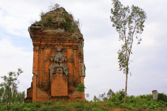 di tích tháp Chăm ở Gia Lai tháp Thủ Thiện