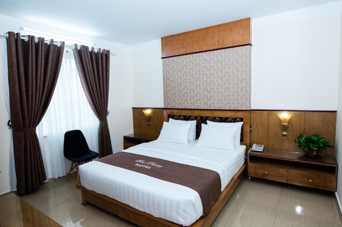 Bến tàu không số Hải Phòng - Hoa Phượng Hotel 