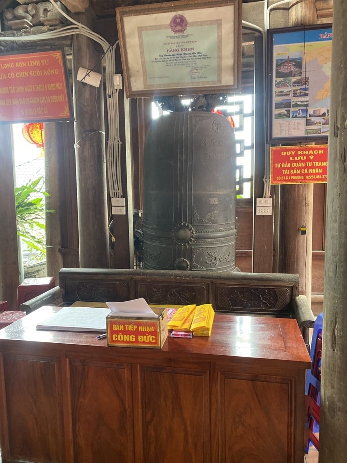 đền Cô Chín Suối Rồng - công trình