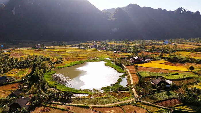 Hồ Thôm Lốm Cao Bằng ở đâu?
