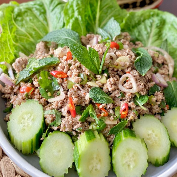 lạp món đặc sản Lào ở Lao Bảo Quảng Trị 