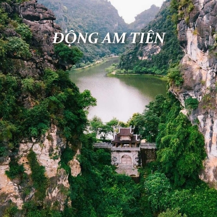 núi Non Nước ở Ninh Bình - Động Am Tiên