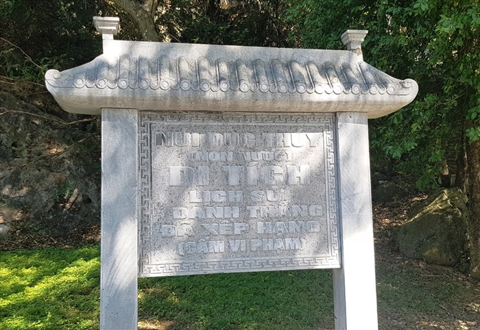 núi Non Nước ở Ninh Bình - danh thắng