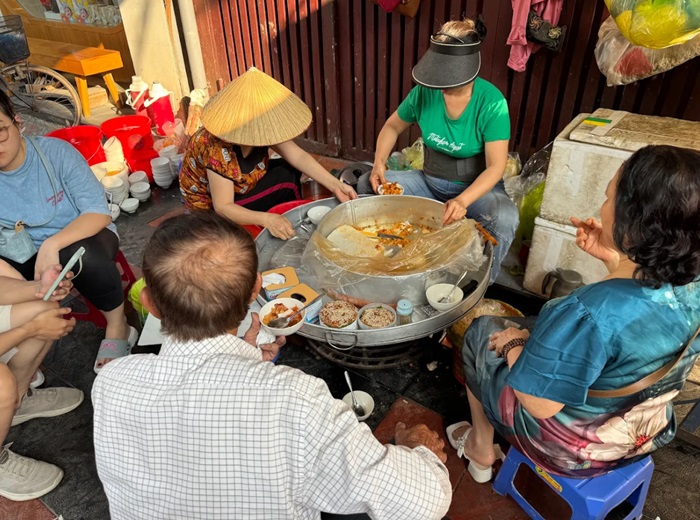 quán ăn ngon ở Quận Lê Chân Hải Phòng - Bánh đúc tàu Cát Dài Cô Chuyền