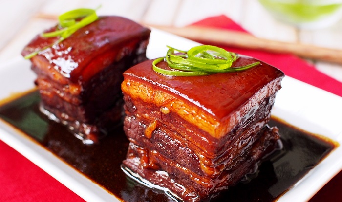 Thưởng thức thịt kho Đông Pha Trung Quốc