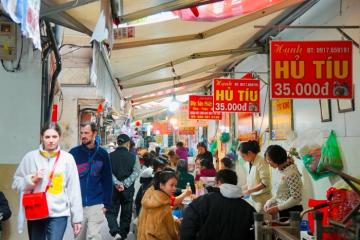 Top 10 con ngõ ẩm thực ở Hà Nội hội tụ toàn món ngon trứ danh