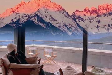 Trải nghiệm trekking núi tuyết Mai Lí: chạm tay vào mây giữa đất trời bao la