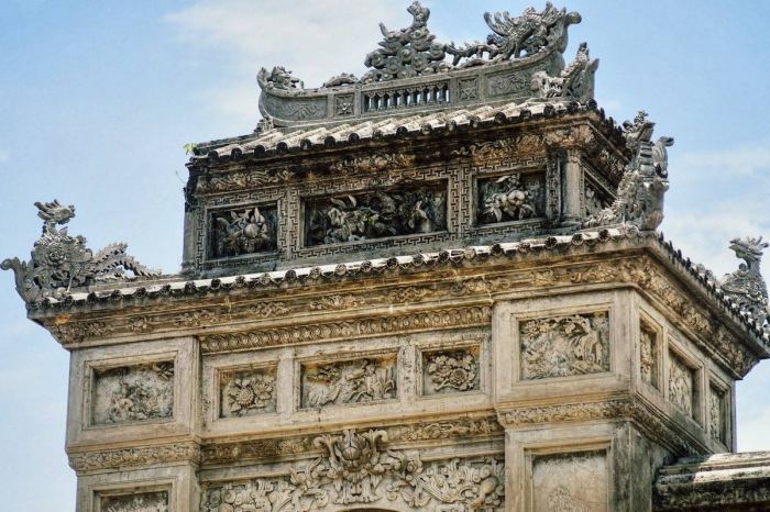 Lăng Vạn Vạn Huế