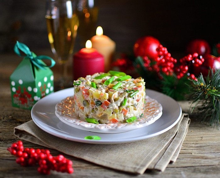 Salad khoai tây Olivier là món ăn Giáng sinh ở Nga 